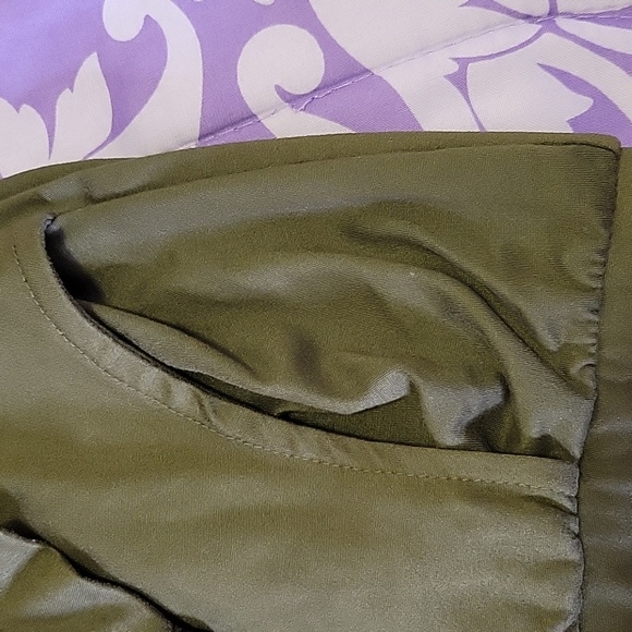 Brand-Simply Emma, Light weight joggers, elastic waste, size 3x, army green - Picture 3 of 3